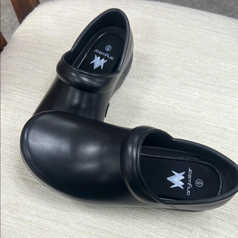 Anywear Black Clogs